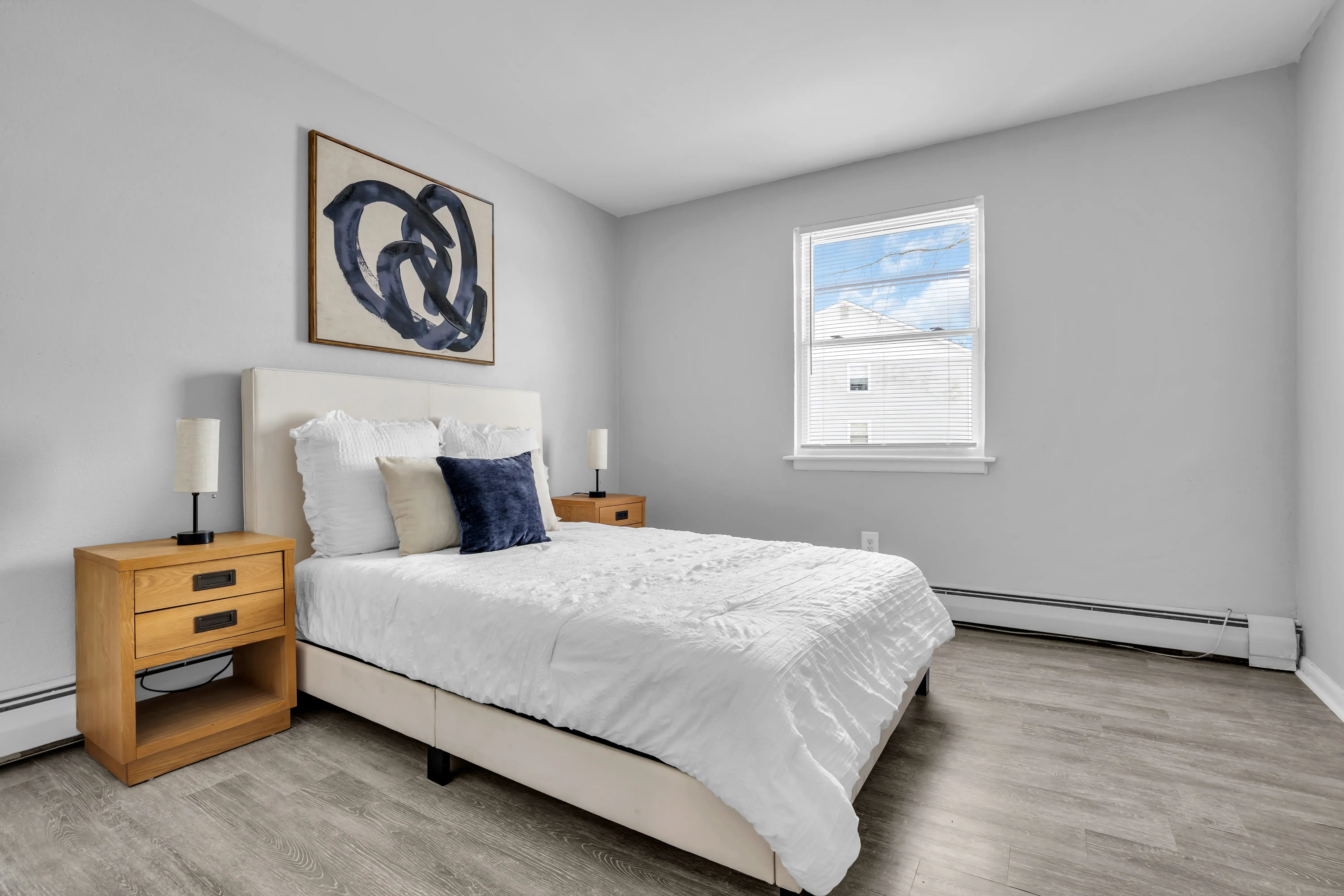 Town Bank Manor Apartments — photo 3